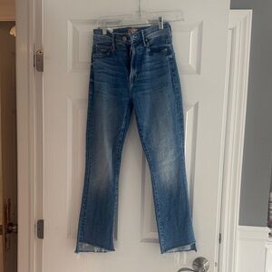 Mother Insider Crop step Fray